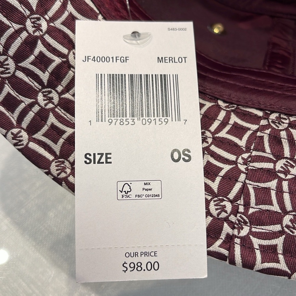Michael Kors Women’s MK Logo Jacquard Bucket Hat
OXBLOOD
NWT - Picture 5 of 16